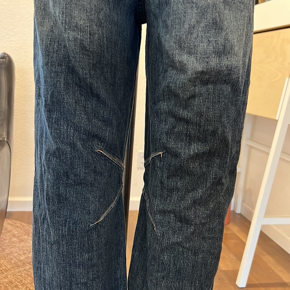 Pilcro High Rise Destroyed Jean 25 - Picture 5 of 5